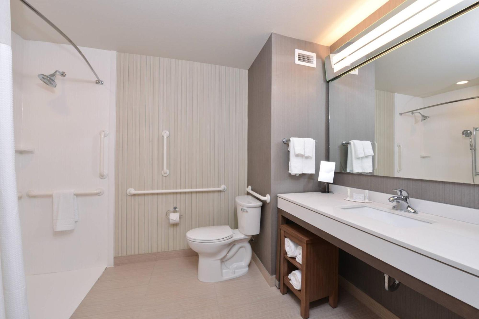 คอร์ตยาร์ด เซนต์หลุยส์ เซนต์ปีเตอร์ Hotel เซนต์ปีเตอร์ส ภายนอก รูปภาพ