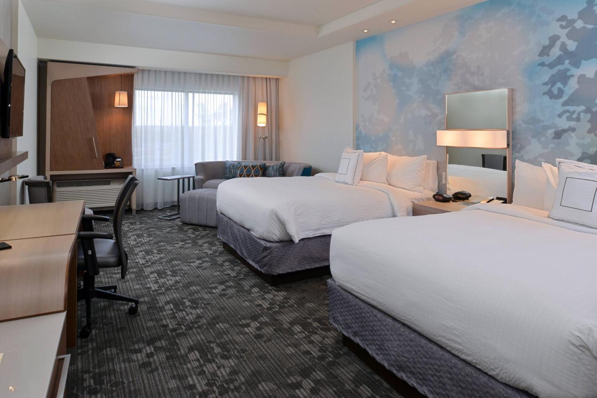 คอร์ตยาร์ด เซนต์หลุยส์ เซนต์ปีเตอร์ Hotel เซนต์ปีเตอร์ส ภายนอก รูปภาพ
